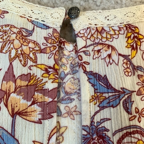 alter’d state Women Boho Crochet Floral Visvose Detail Top Size XS - Picture 2 of 8